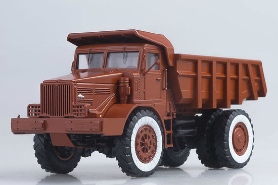 Soviet quarry dump truck MAZ-525 (25 tonový), limited 594 pcs